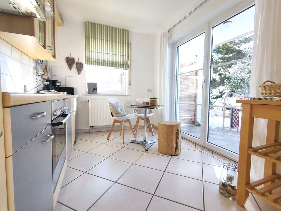 Voll ausgestattete Küche der Ferienwohnung Paradies